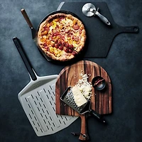 Epicurean ® Black Pizza Peel 21"x14"