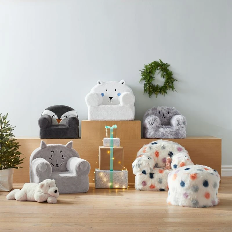 Large Polar Bear Nod Chair