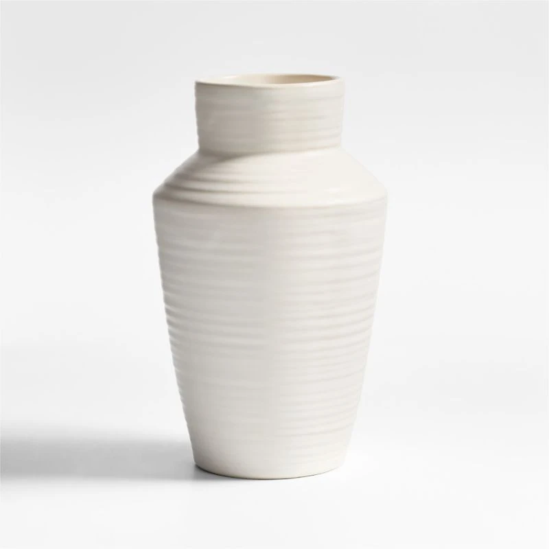 Cadeau Large White Stoneware Flower Vase 11"