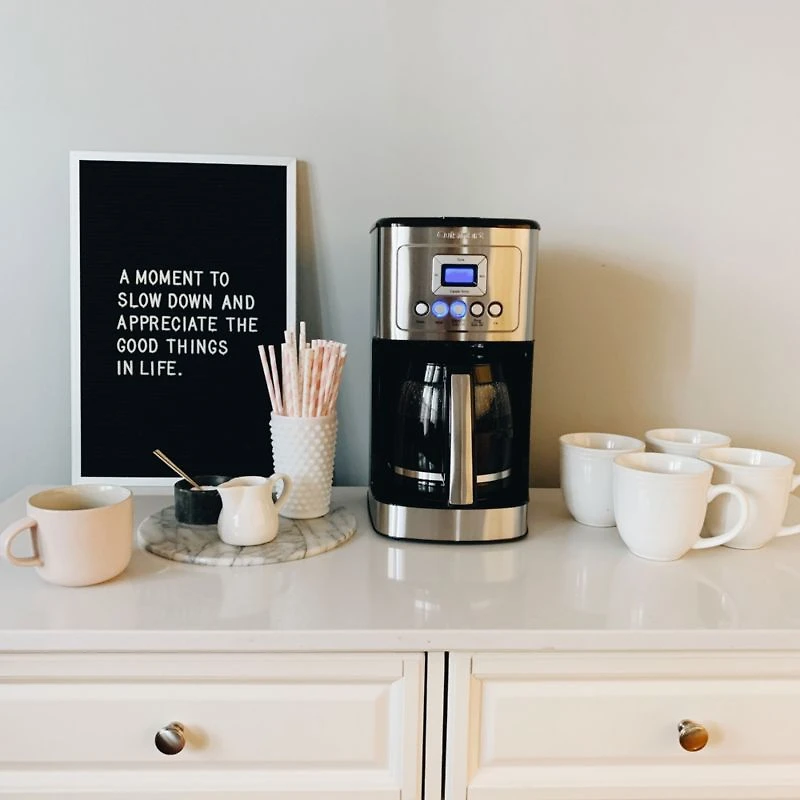 Cuisinart ® PerfecTemp ® 14-Cup Programmable Coffeemaker