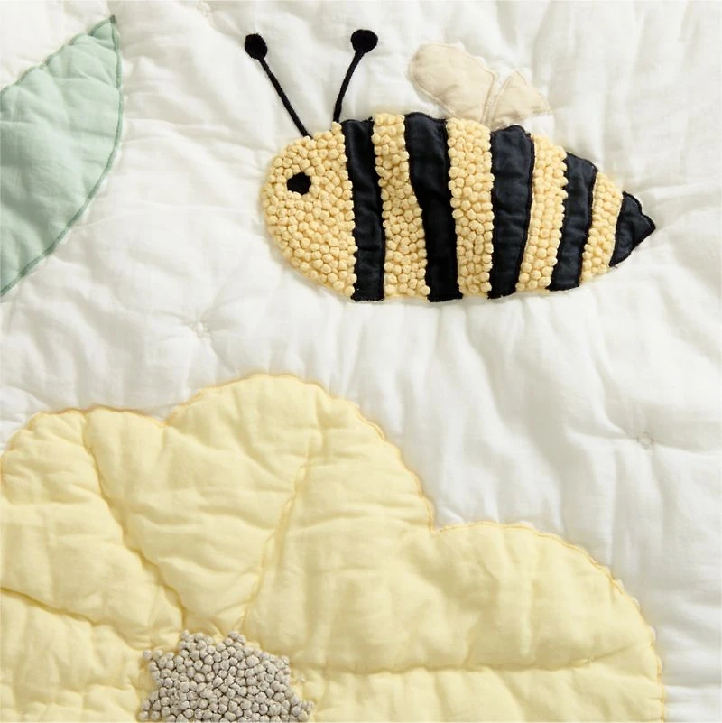 Flora Applique Organic Cotton Baby Crib Quilt