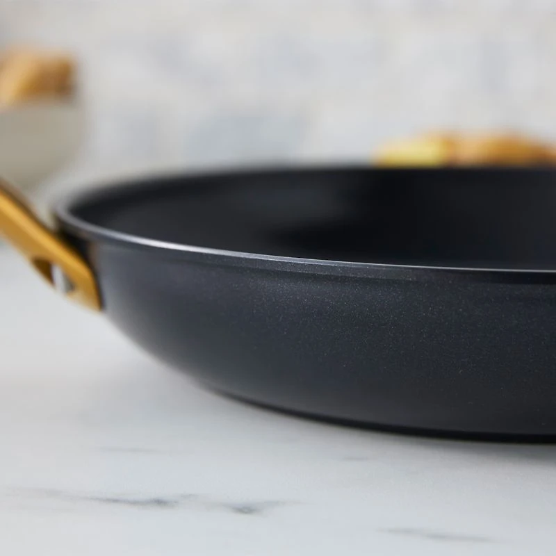 GreenPan ™ Reserve Pro Black Ceramic Non-Stick Fry Pans, Set of 2