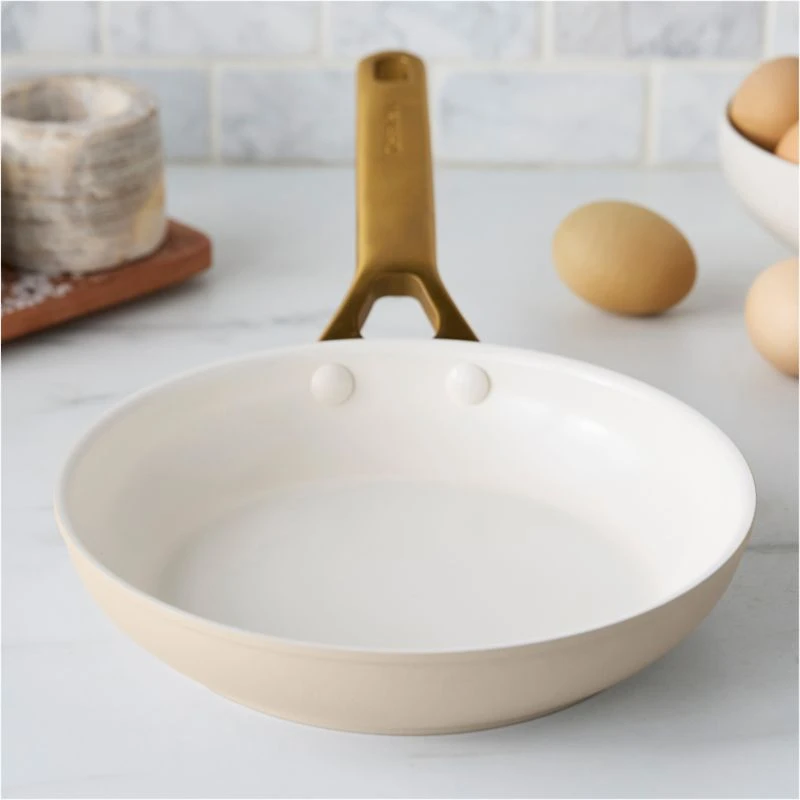 GreenPan ™ Reserve Pro Macadamia Ceramic Non-Stick 8" Fry Pan
