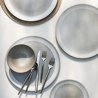Pedra Artisan Dinner Plate