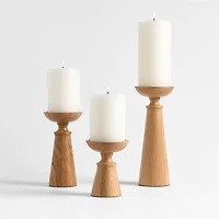 Izumo Small Oak Pillar Holder 4.4"