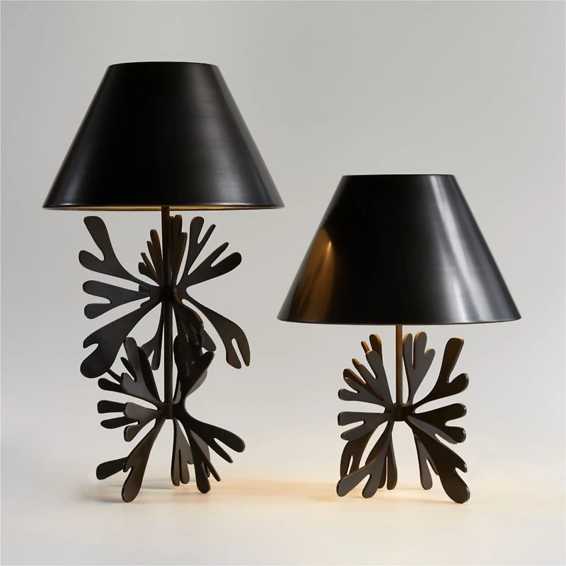 Small Heart Tipped Flora Table Lamp with Metal Shade by Lucia Eames