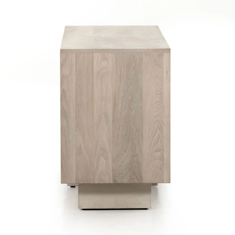 Layla Dresser