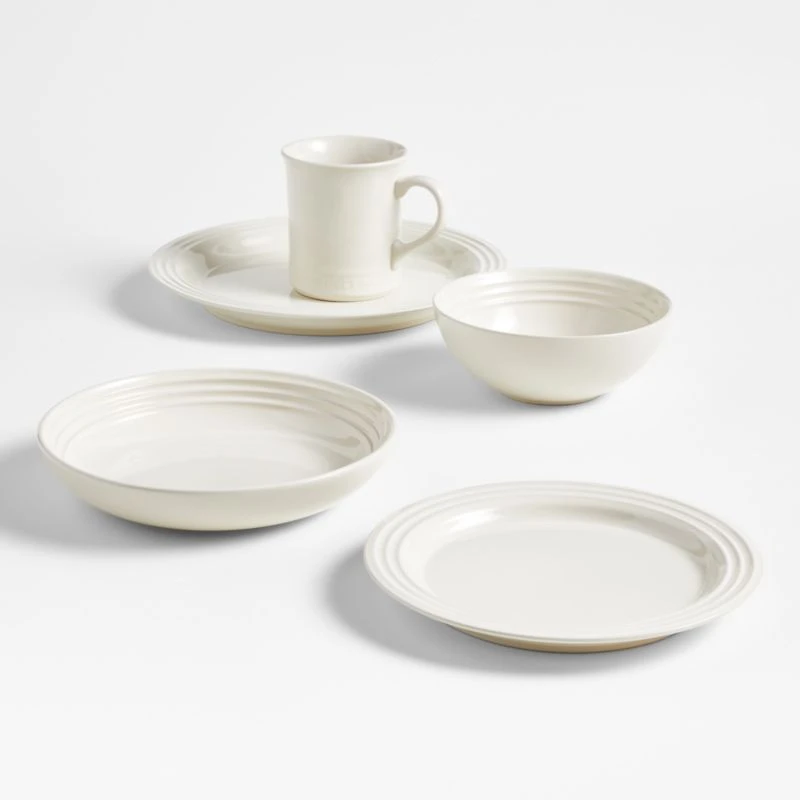 Le Creuset ® Meringue Pasta Bowls, Set of 4
