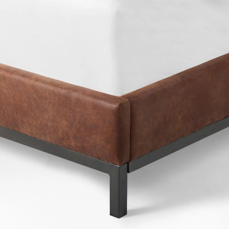 Maxwell Queen Tobacco 55" Bed