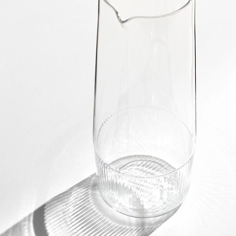 Mid-Ridged Carafe