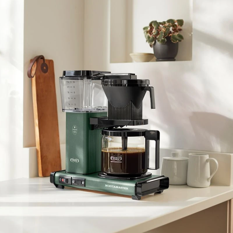 Moccamaster KBGV Glass Brewer 10-Cup Juniper Coffee Maker