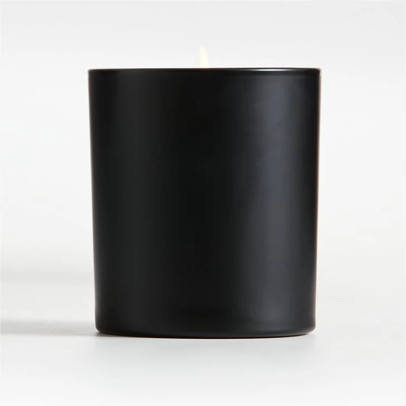 Monochrome No. 02 Onyx Scented Candle - Vetiver, Cedarwood and Musk