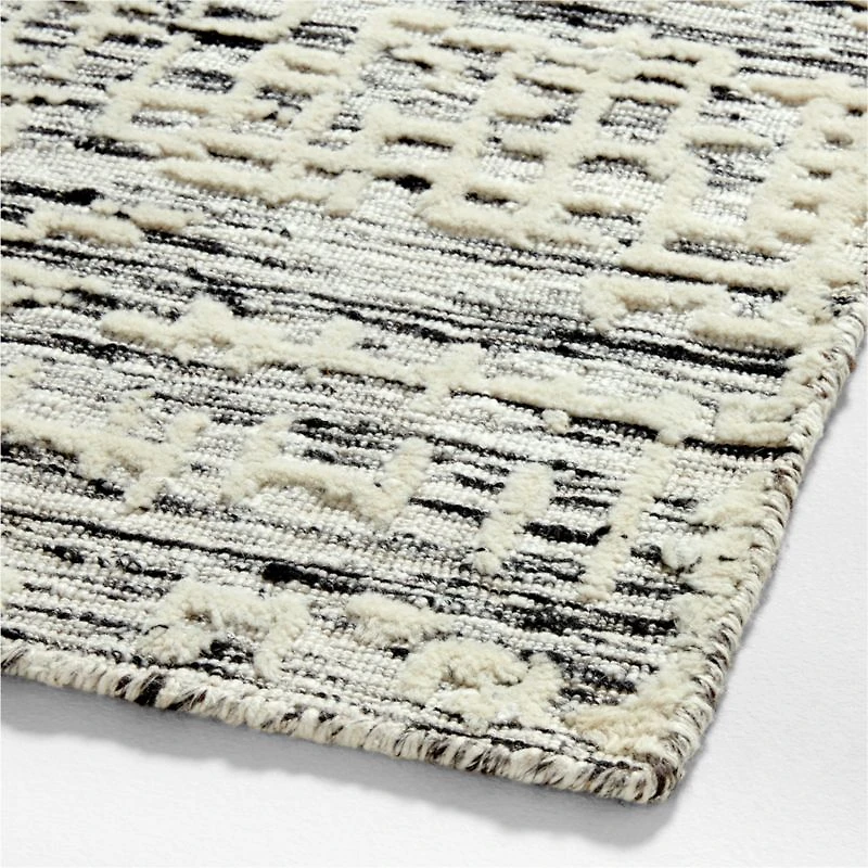 Montauban Wool Blend Handwoven White Area Rug 6'x9'