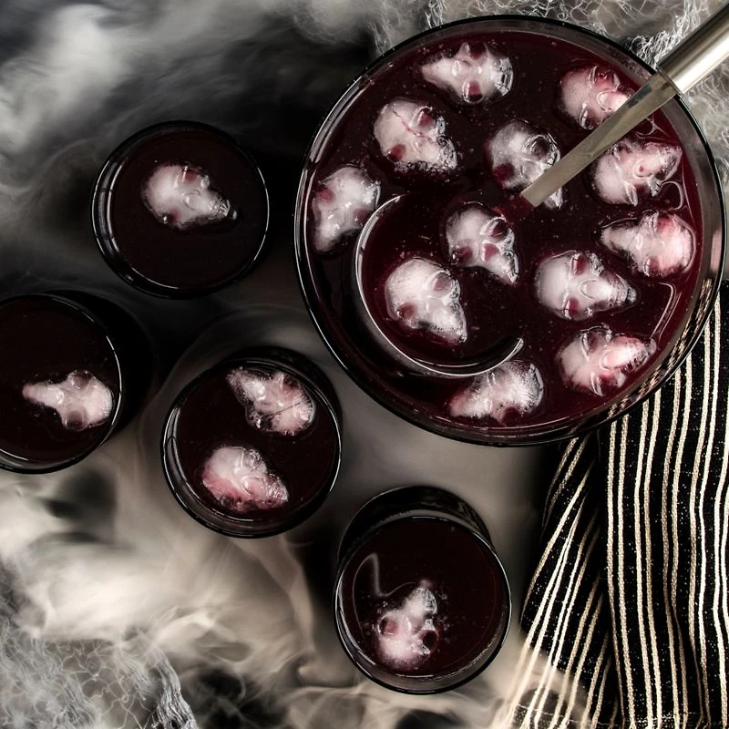 Nordic Ware Skull Bites Cakelet Pan