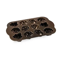 Nordic Ware ® Autumn Delights Cakelet Pan