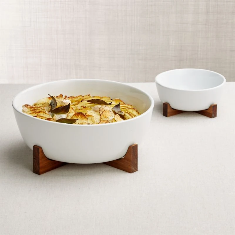 Oven-to-Table Small Serve Bowl with Wood Stand