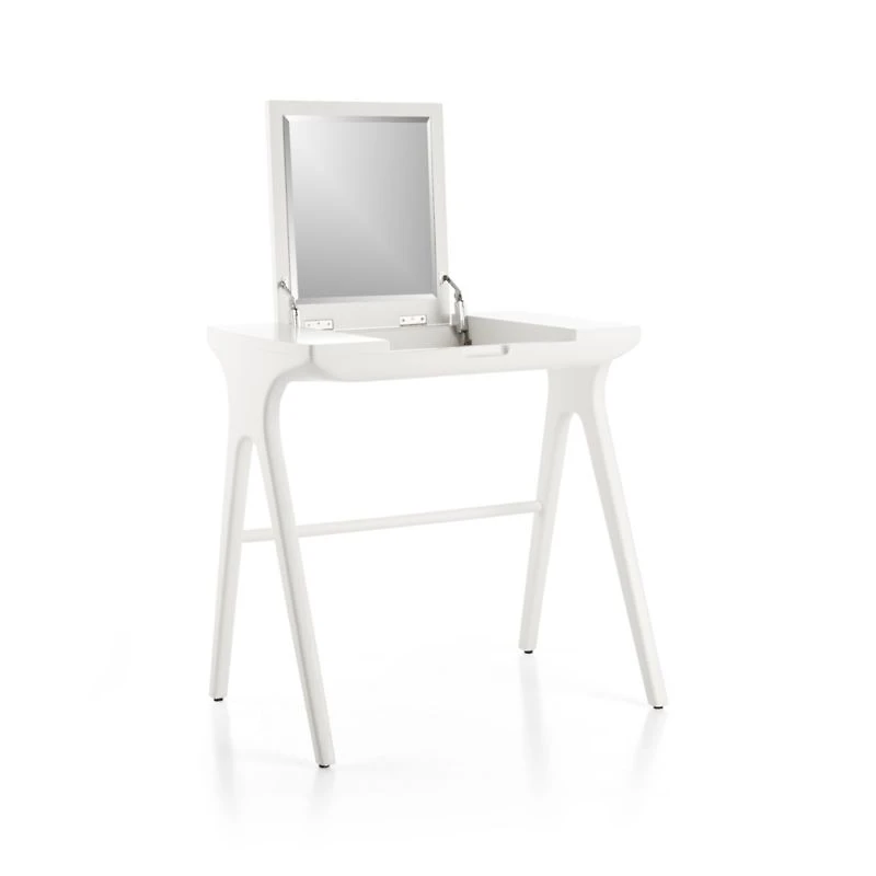 Paris Desk
