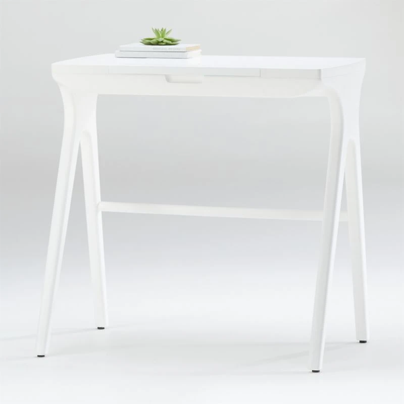 Paris Desk