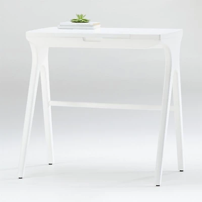 Paris Desk