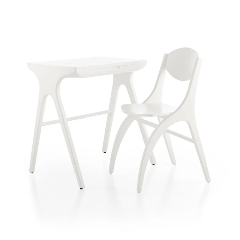 Paris Desk