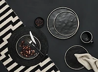 Jace 5-Piece Black Handle Flatware Place Setting