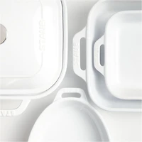 Staub Ceramics White 5-Piece Bakeware Set