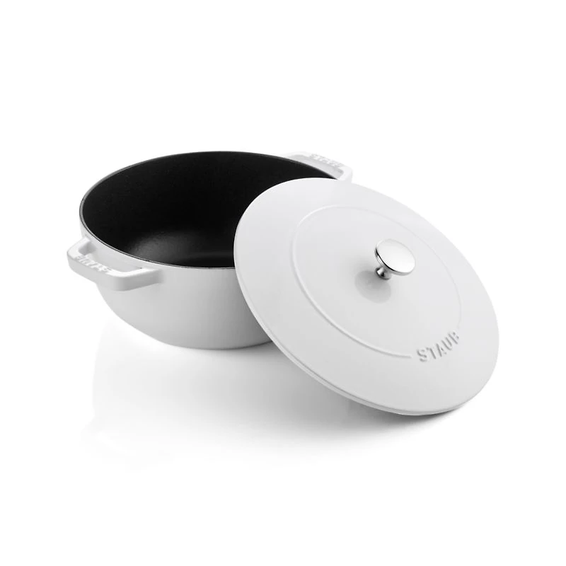 Staub Essential ® White 3.75-Qt. French Oven