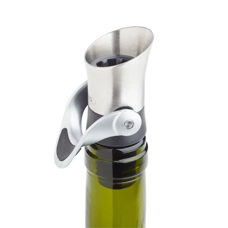OXO ® Stainless Steel Wine Stopper/Pourer