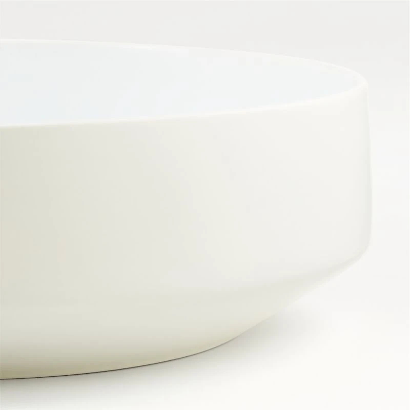 Tour White Porcelain Serving Bowl