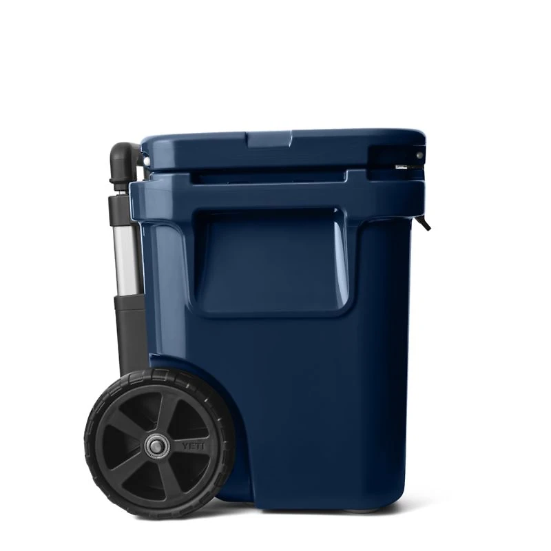 YETI Roadie 32 Hard Cooler Navy