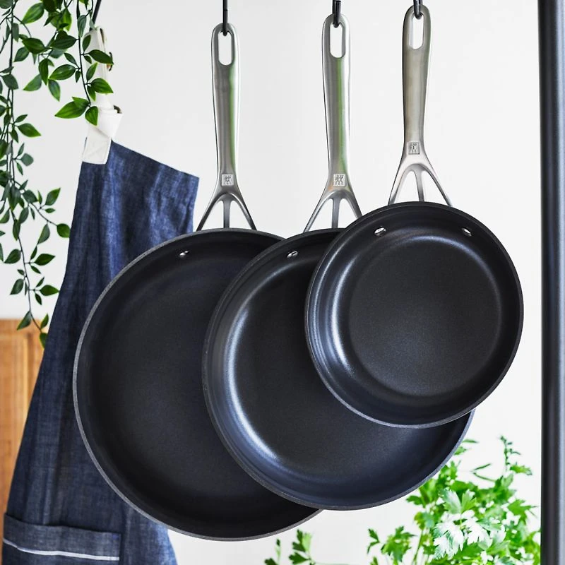 ZWILLING ® Motion 3-Piece Hard-Anodized Aluminum Frying Pan Set