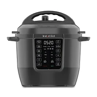 INSTANT POT RIO COOKER in Black