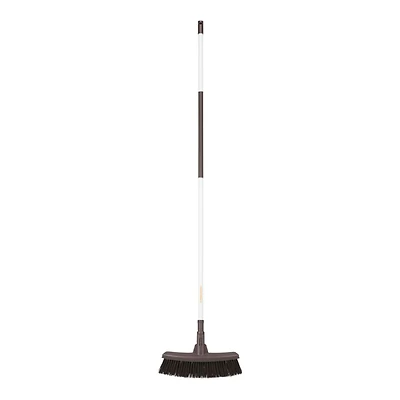FISKARS PATIO BROOM