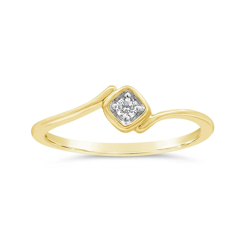 Diamond Solitaire Promise Ring in 10K Yellow Gold