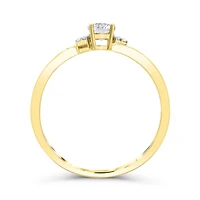 10K Yellow Gold White Topaz & Diamond Ring