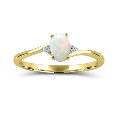 10K Yellow Gold Opal & Diamond Ring