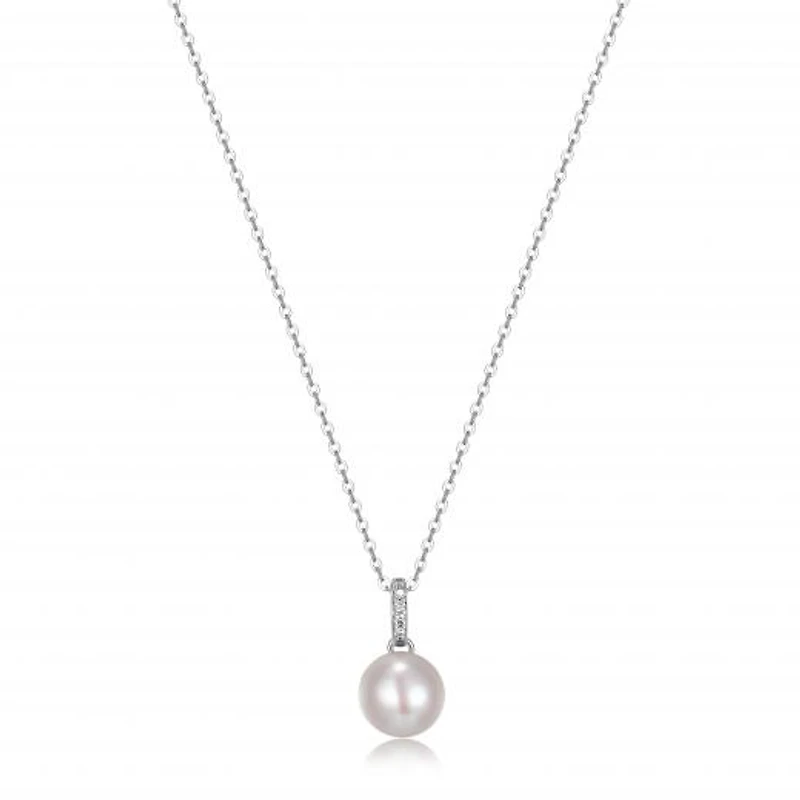 Reign Pearl Necklace