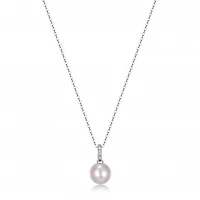 Reign Pearl Necklace