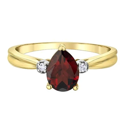 10K Yellow Gold Garnet and Diamond Ring