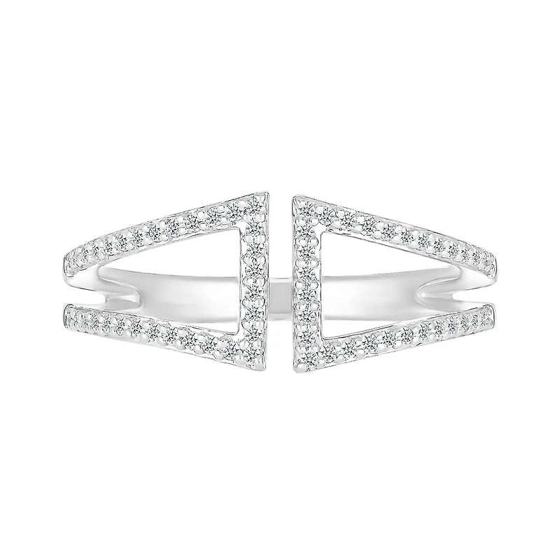 10K White Gold 0.18CTW Diamond Fashion Ring