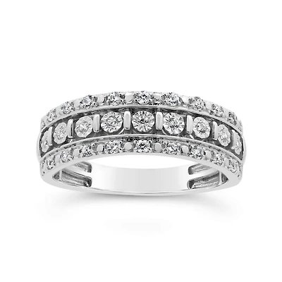 10K White Gold 0.25CTW Diamond Band
