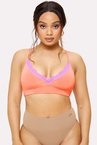 Smoothed Reality Lace Plunge Bra