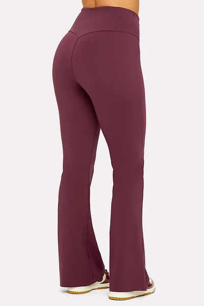 Ultra-Smooth Flare Legging
