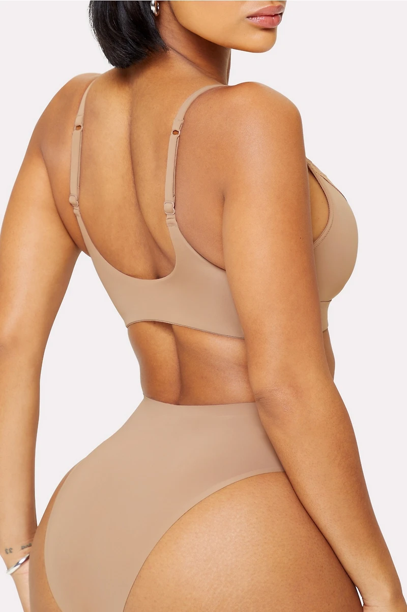 Smoothed Reality Lace Plunge Bra