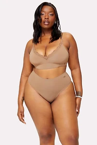 Smoothed Reality Lace Plunge Bra
