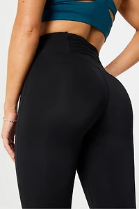 Trinity Motion365+ High-Waisted Pocket Capri