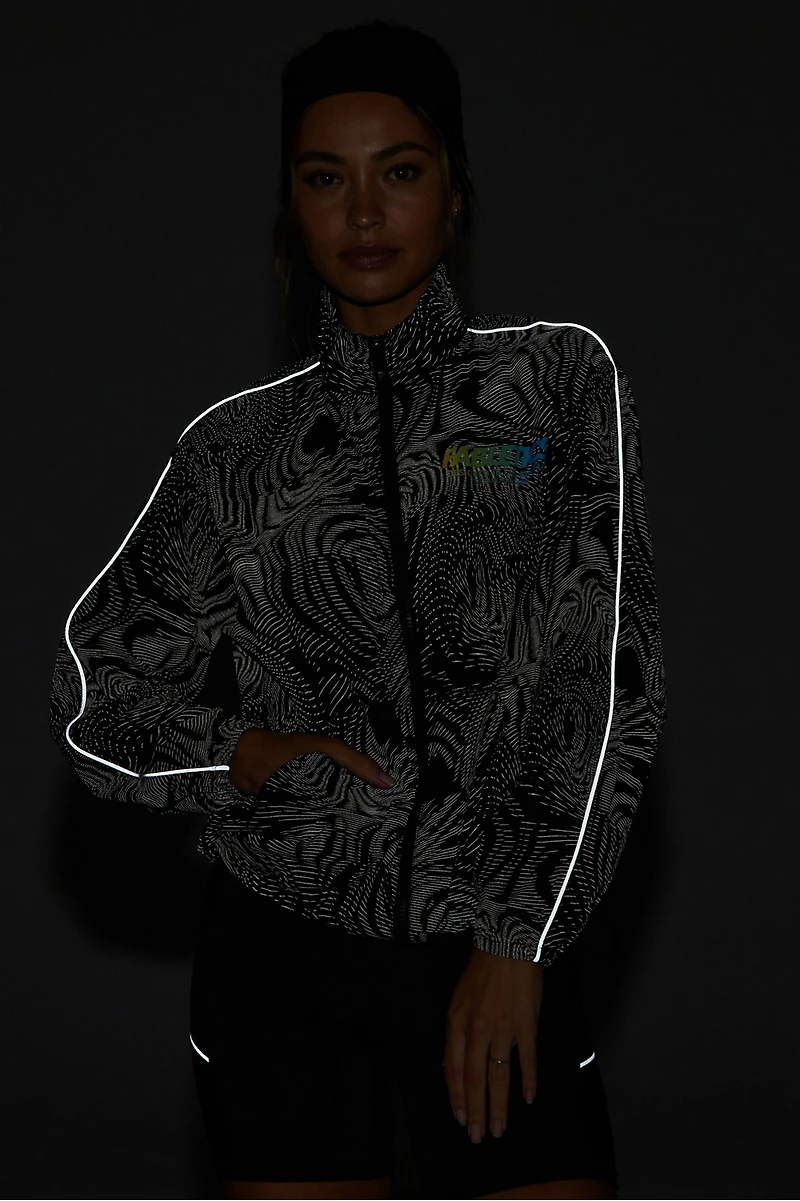 Oversized Flyweight Windbreaker