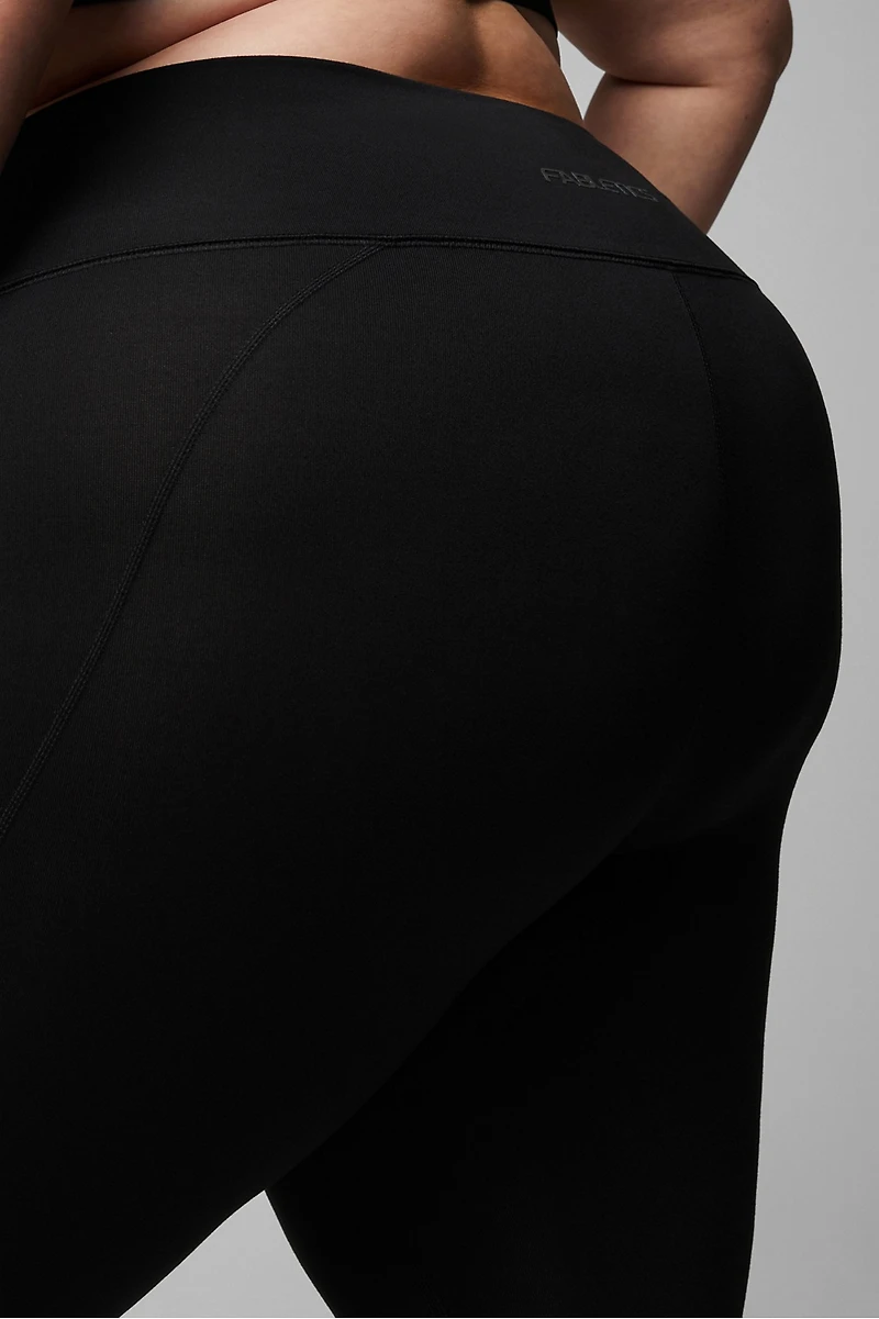 Define Powerhold® Rain & Reflect HW Legging