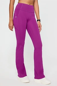 StretchTech™ Kick Flare Scrub Legging