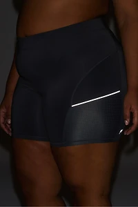 Stride 9 Motion365+ High-Waisted Short